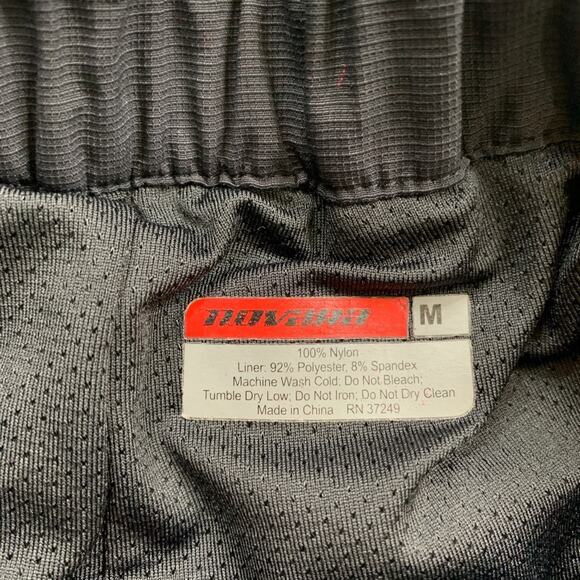 Novara Shorts Mens M Medium Nylon Padded Chamois Mountain Biking Inner Lined - Picture 5 of 13